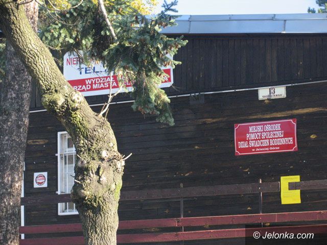 Jelenia Góra: Przeprowadzka z baraku do byłej szkoły