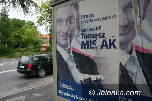 JELENIA GÓRA: Senator Misiak wciąż w kampanii