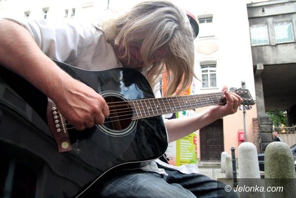 Jelenia Góra: Staszek i gitara