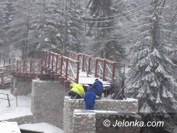 SZKLARSKA PORĘBA: Zbudowali nowy most