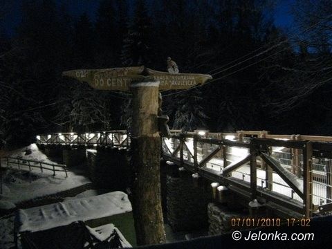 SZKLARSKA PORĘBA: Oświetlili most w Szklarskiej Porębie
