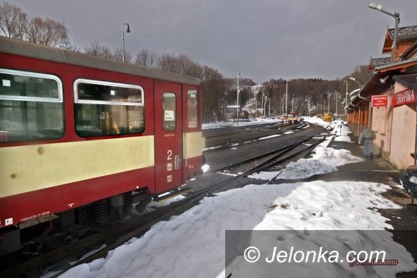 SZKLARSKA PORĘBA: W wakacje pociągiem do Harrachova?