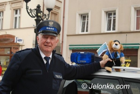 JELENIA GÓRA/ DOLNY ŚLĄSK: Za unijne szkolą policjantów