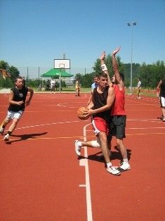 Kowary: Trio Basket w Kowarach
