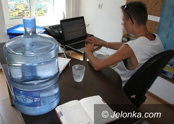 JELENIA GÓRA: W pracy łyk wody dla ochłody