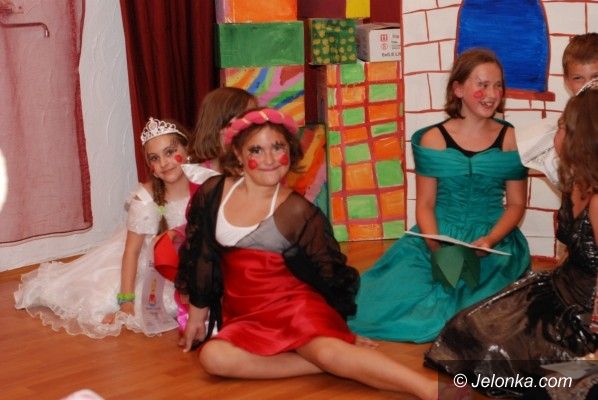 JELENIA GÓRA: Księżniczki i rycerze w finale „Zamkolandii”