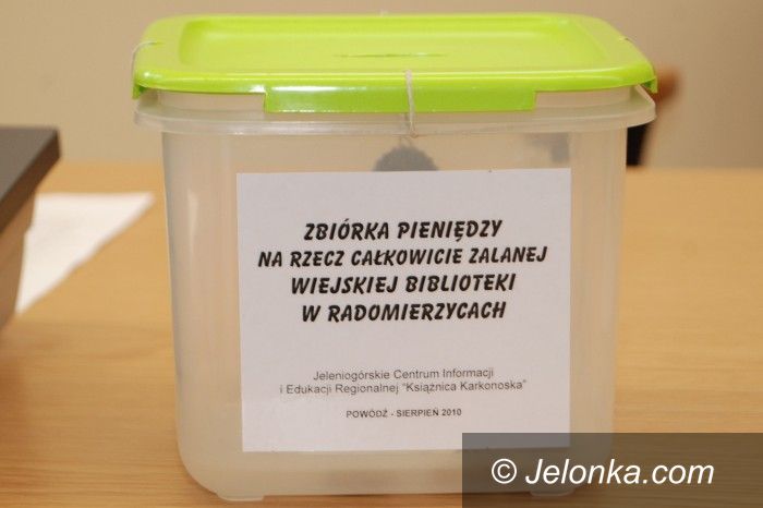 Jelenia Góra / Radomierzyce: Na ratunek bibliotece w Radomierzycach