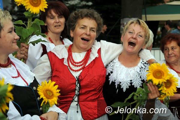 REGION JELENIOGÓRSKI: Izerska Gala Folkloru w Mirsku. Pod szczęśliwą trzynastką