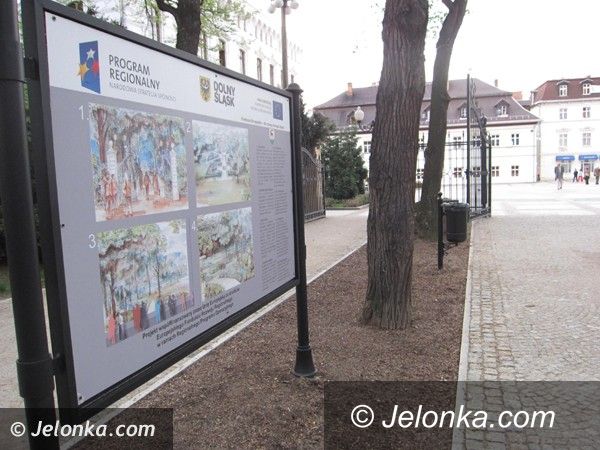 Jelenia Góra: Podzielili park, tabliczek nie dali