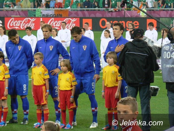 Euro 2012: Euro 2012: Adaś Warzyński eskortował Perisicia