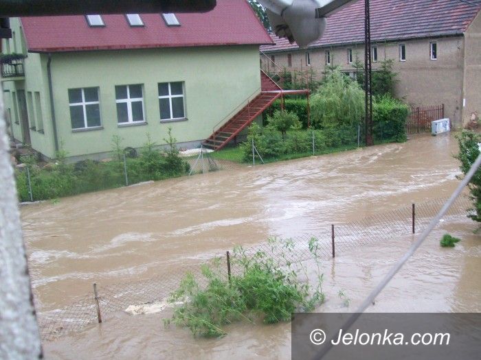 Jelenia Góra/region: Jest pomoc dla powodzian, będzie most dla kierowców