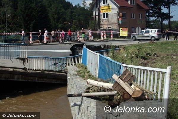 Jelenia Góra: Po nawałnicy: prawie 24 km zniszczonych dróg, straty przekraczają 30 mln zł!