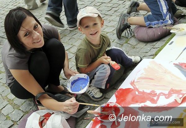 Jelenia Góra: Malowali i lepili z gliny świat w salach BWA i w Rynku