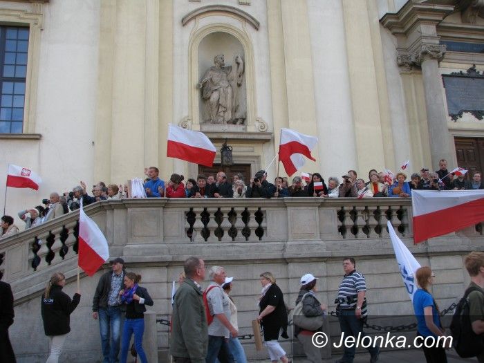Warszawa: Jeleniogórzanie licznie uczestniczyli w marszu Obudź się Polsko