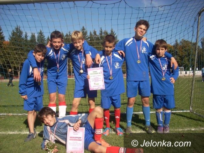 Jelenia Góra: Chłopcy z jeleniogórskich podstawówek zagrali w futbol