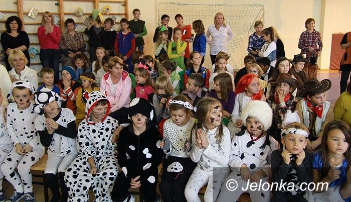 Karpacz: Dzieci ze Szkoły 707 odbyły podróż w krainę Disneya