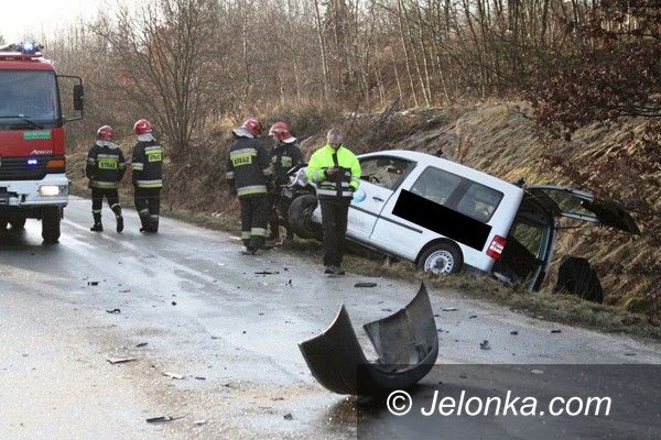 Łomnica: Zderzenie w Łomnicy – cztery osoby w szpitalu