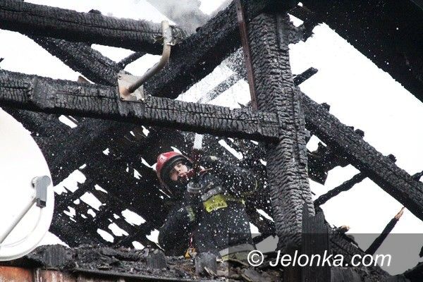 Region: W ogniu stanął dziś dwurodzinny dom tyrolski w Mysłakowicach