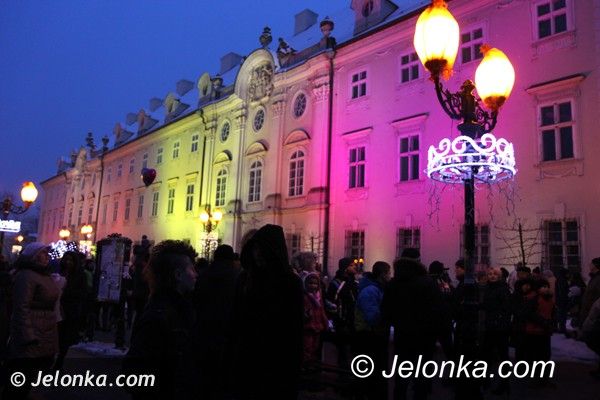 Jelenia Góra: Łuny ogni i barw podczas Karkonoskiego Festiwalu Światła w Cieplicach