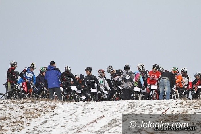 Jeżów Sudecki: Występ kolarzy MKS–u 11 w KPR–Stoor MTB Winter Maratonie 2013