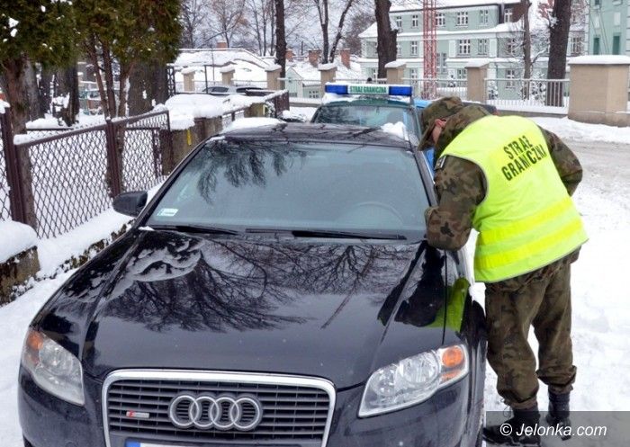 Jelenia Góra: Straż Graniczna odzyskała samochód skradziony kilka lat temu