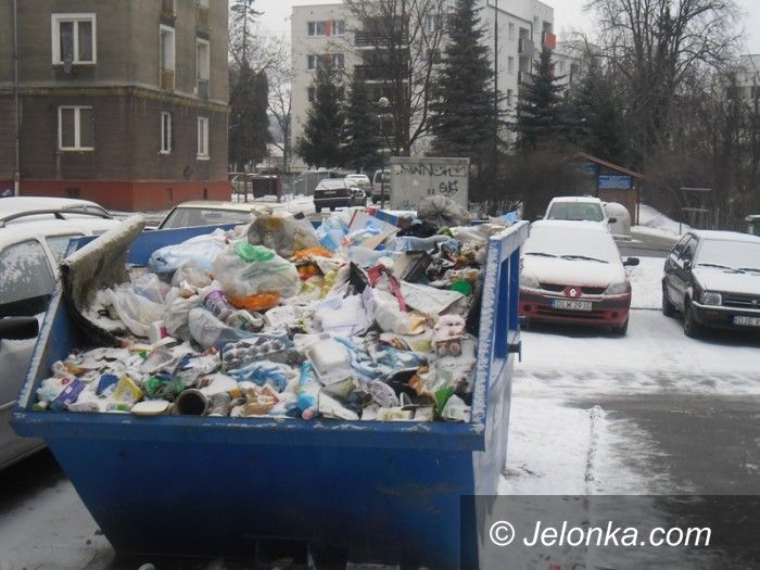 Jelenia Góra: Czytelnik: zmieszali mi śmieci z gruzem. Co ze świadomością ekologiczną w Jeleniej Górze?