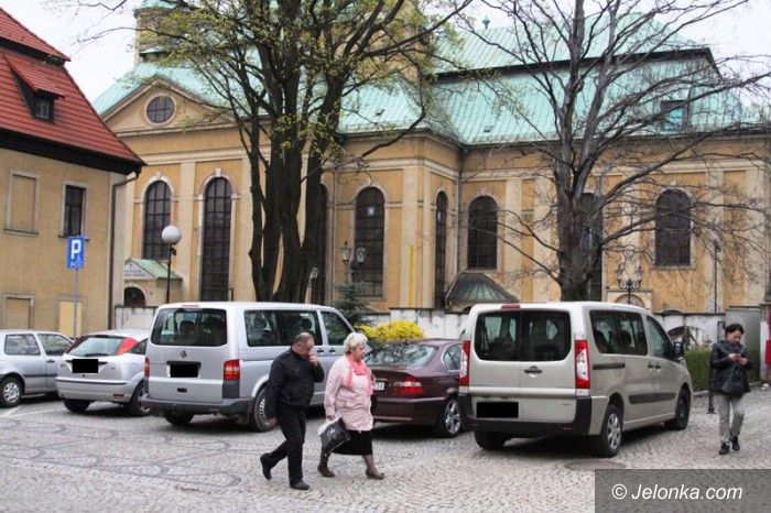 Jelenia Góra: Dojazd do Kościoła zamknięty. Wierni są oburzeni