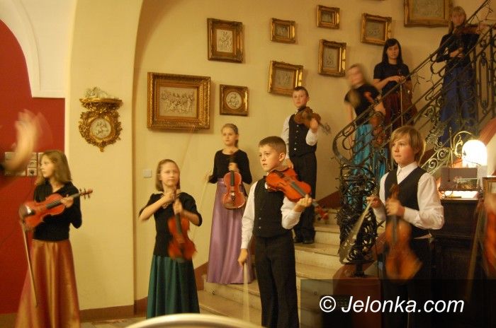 Jelenia Góra: Jubileusz Szkoły Muzycznej i szlifowanie młodych talentów wkrótce