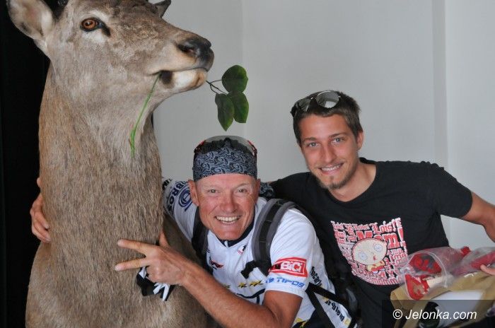 Jelenia Góra: Bijący rekord Guinnesa cyklista z Cervi w Jeleniej Górze