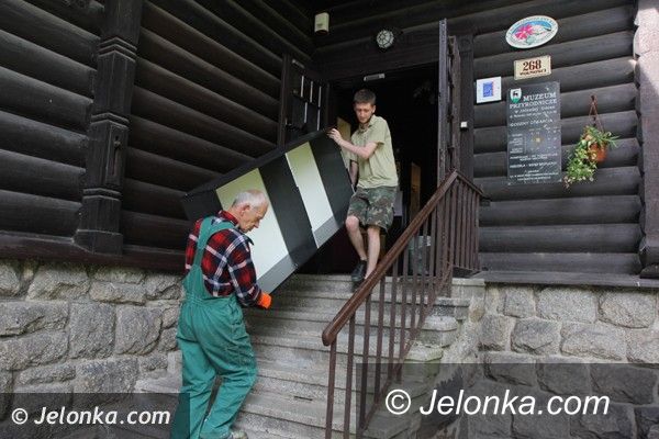 Jelenia Góra: Trwa przeprowadzka  Muzeum Przyrodniczego
