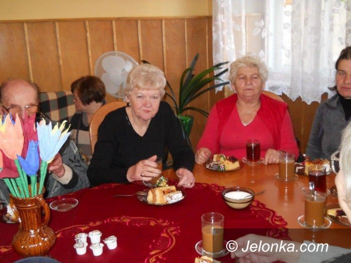 Jelenia Góra: Spotkanie „Świąteczna Kartka”  z kolędami