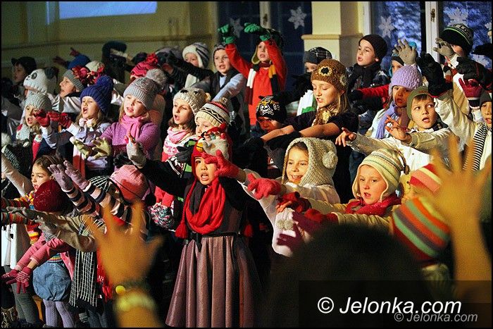 Jelenia Góra: Wspaniały koncert świąteczny w „Dwójce”