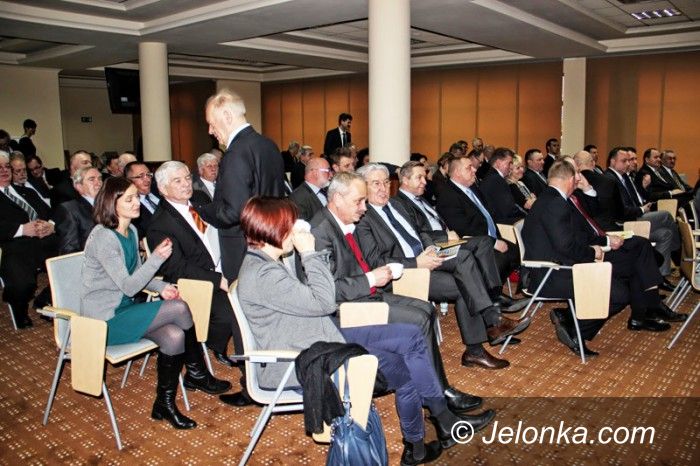 Powiat: Trwa konwent powiatów w Karpaczu