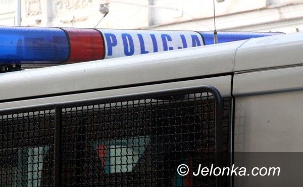 Jelenia Góra: Wypadek na ul. Wolności. Jedna osoba w szpitalu