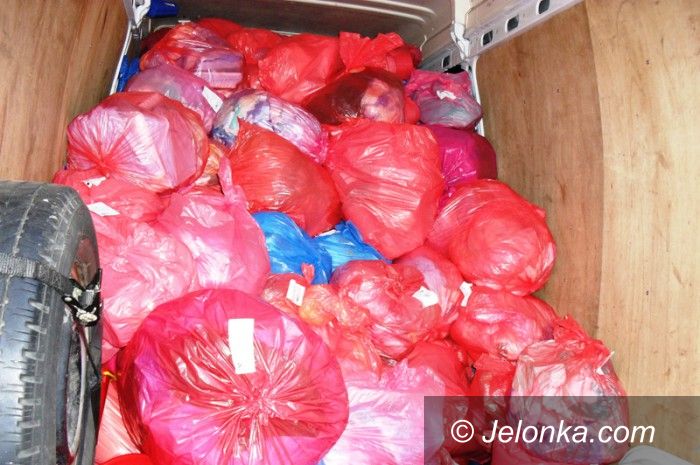 Jelenia Góra: Mieszkańcy: odpady medyczne pod naszymi oknami