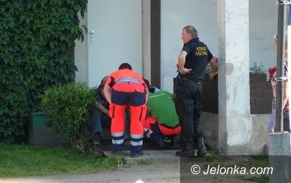 Jelenia Góra: Jeleniogórzanin pobił kolegów – interweniowali strażnicy