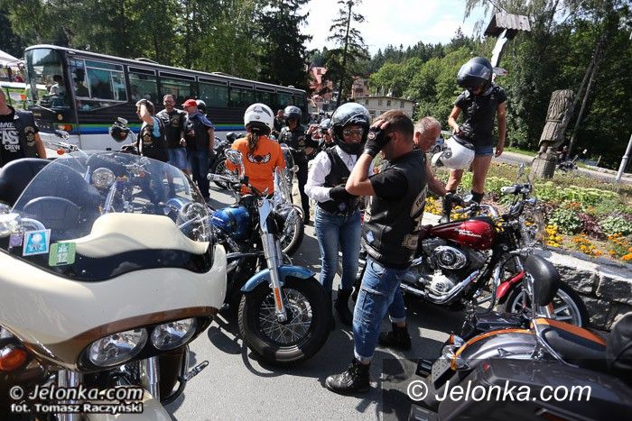 Karpacz: Wielka parada motocykli na ulicach Karpacza