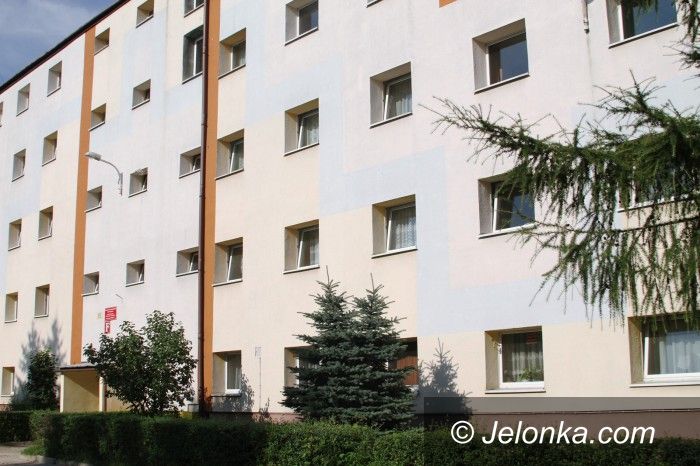 Jelenia Góra: Miasto wynegocjowało budynek socjalny