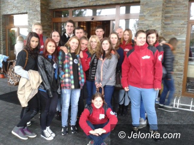 Karpacz: Uczniowie z Piechowic na konferencji służb ratowniczych