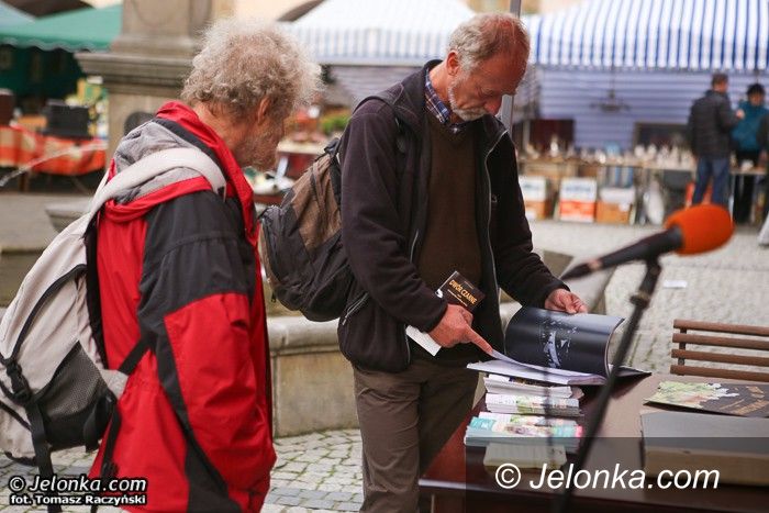 Jelenia  Góra: Jeleniogórski Rynek tętnił życiem, starociami i osobliwościami