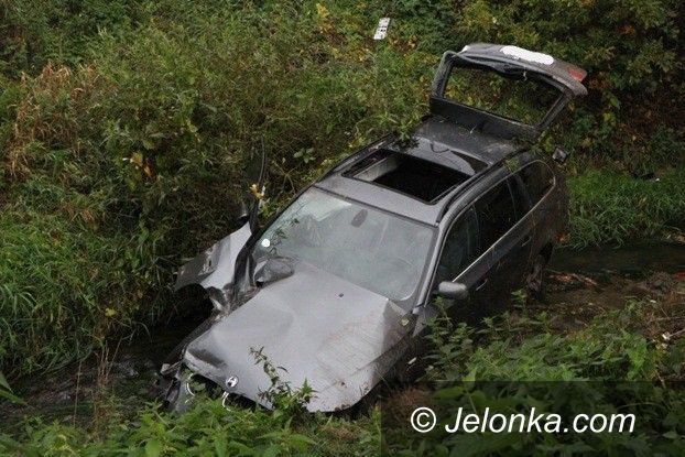 Jelenia Góra: Zderzenie pociągu z BMW w Cieplicach