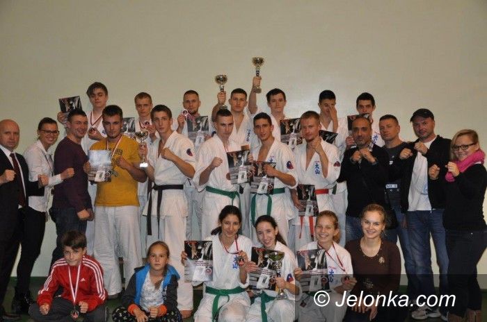 Jasień: Sukces zawodników Jeleniogórskiego Klubu Oyama Karate