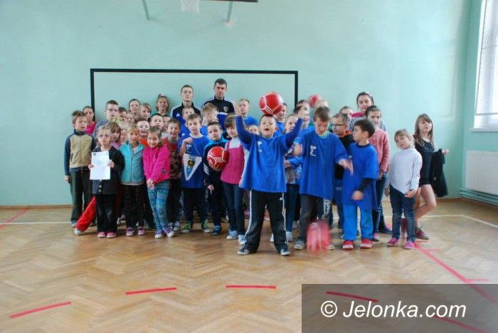 Sosnówka: Przerwa z piłkarzami Karkonoszy w Sosnówce
