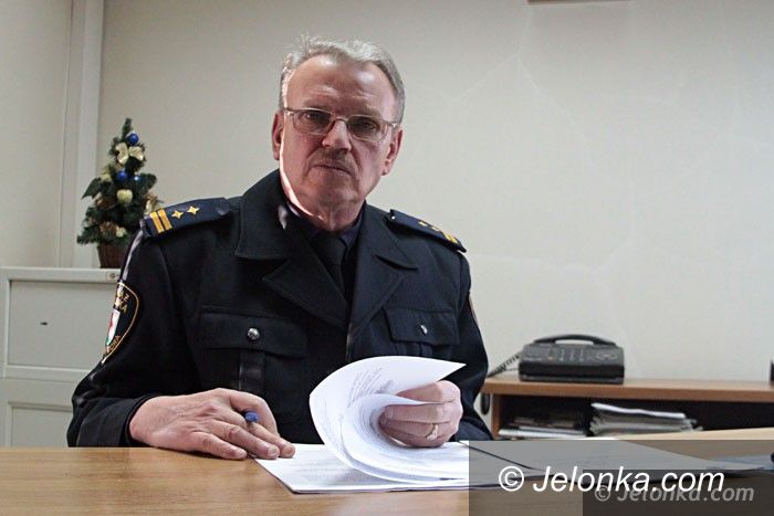 Jelenia Góra: Komendant wygrał z miastem w sądzie i wrócił do pracy