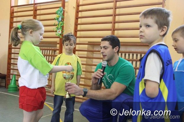Jelenia Góra: Wiosenne zabawy przedszkolaków w „Siódemce”