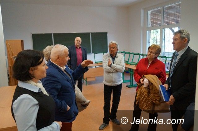 Powiat: Władze powiatu wizytowały ośrodek socjoterapii 