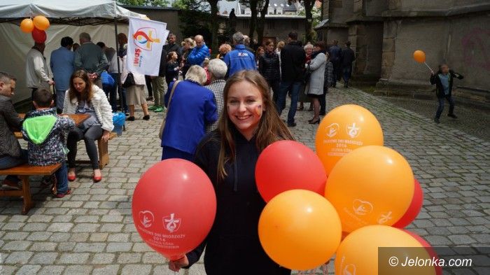 Jelenia Góra: Jelenią Górę odwiedzi 2 tysiące młodych ludzi