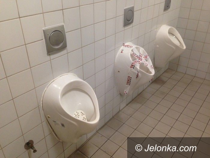 Jelenia Góra: Oburzający stan toalet w jeleniogórskim Tesco