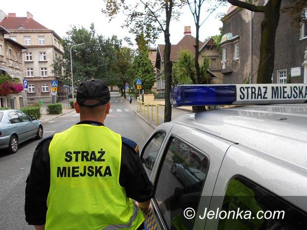 Jelenia Góra: Miejscy strażnicy zadbają o bezpieczeństwo w drodze do szkoły