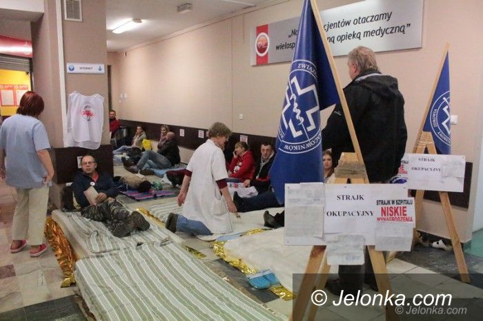 Jelenia Góra: W szpitalu rozpoczął się strajk okupacyjny